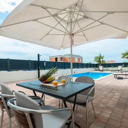 Luxury With A Swimming Pool - Mulo, Zadar - 19140 וילה *