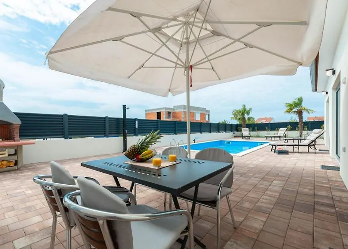 Luxury With A Swimming Pool - Mulo, Zadar - 19140 Villa *