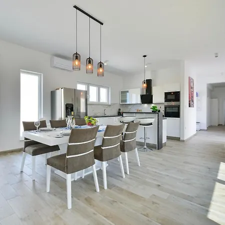 Luxury With A Swimming Pool - Mulo, Zadar - 19140 Vila *